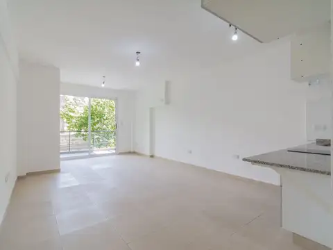 Departamento monoambiente en alquiler en Flores