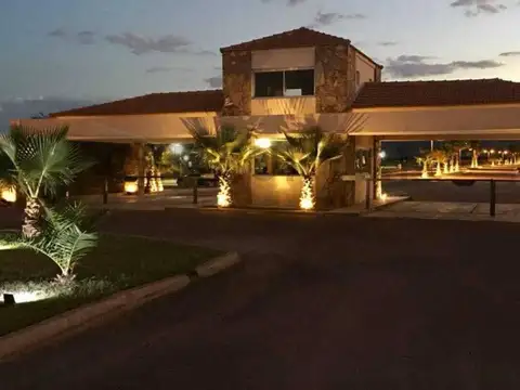 Terreno en Venta 23  mts Frente