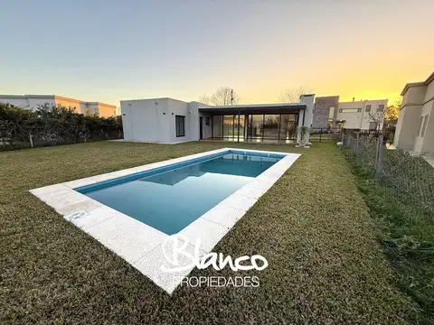 Casa  en Alquiler en Haras Santa Maria, Escobar, G.B.A. Zona Norte