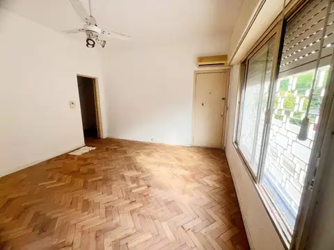 Gutierrez 1751 , Piso 1