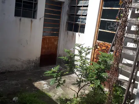 Terreno en Venta 866  mts Frente