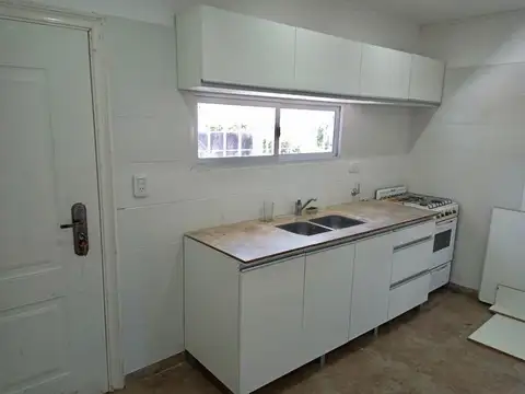 Casa en Venta en Temperley, USD 110.000