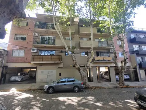 25 De Mayo 1500, Piso 3