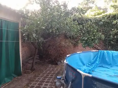 CASA , Amplia y exelente ubicacion en EL PALOMAR