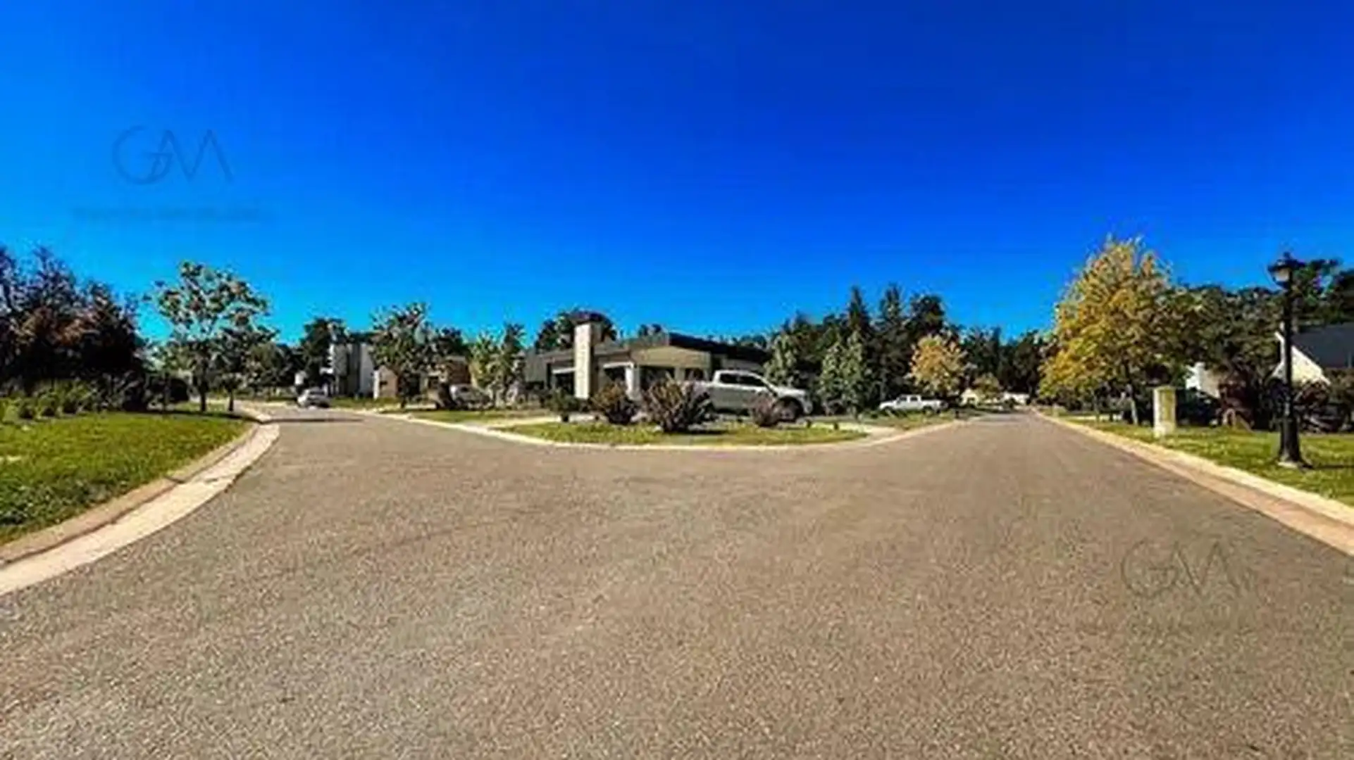 Lote en venta 600m² en Barrio Las Prunas, ideal para vivienda