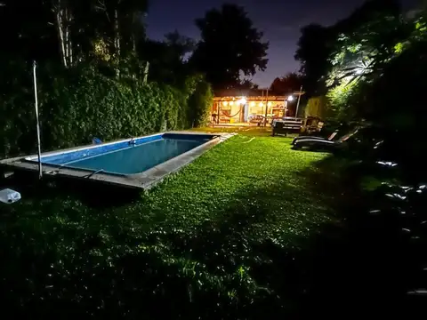 Esteban Echeverría e/ Muñiz y Ceferino Namuncurá