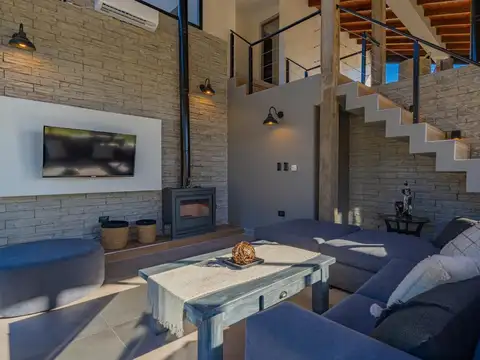 Alquiler Barrancas de San Benito – 4 Ambientes con Pileta