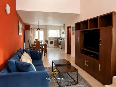 CASA DE 3 DORMITORIOS EN VENTA