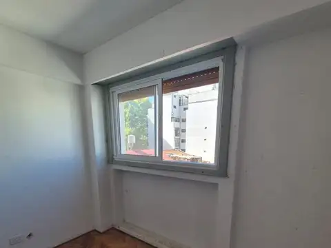 Departamento en Venta en Villa del Parque, USD 105.000