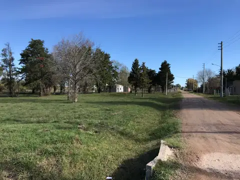 Venta. Lote 1500 m2 sobre esquina. Parque Sakura III. Exaltacion de la Cruz -