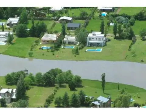 Terreno en Venta 35  mts Fondo
