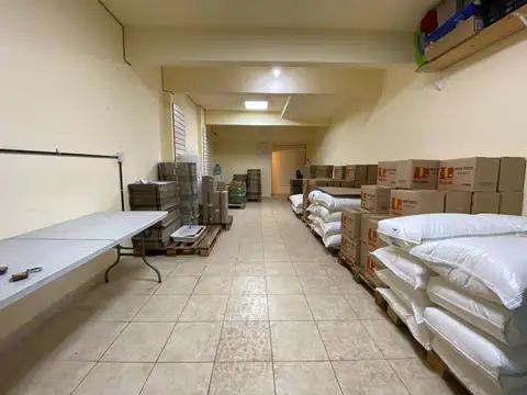 VENTA LOCAL COMERCIAL EN PATAERNAL