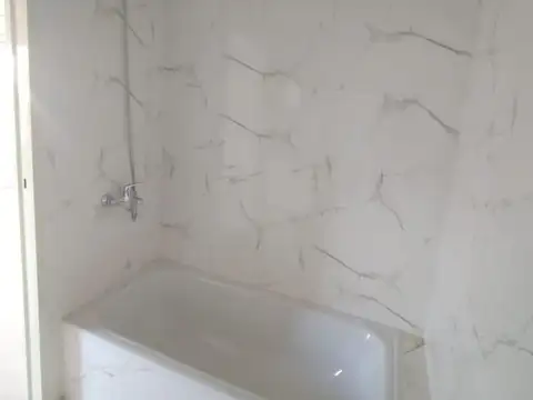 Depto Tipo Casa 2 ambientes con 1 baño