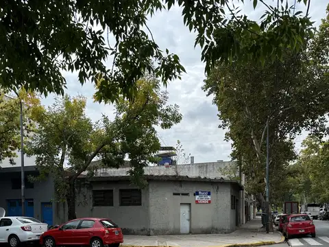 Galpon en Venta en Mataderos, USD 155.000