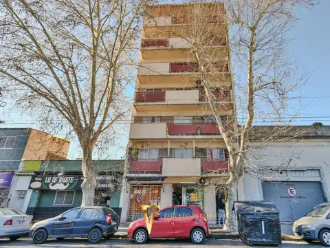 Avenida De Los Corrales 6700