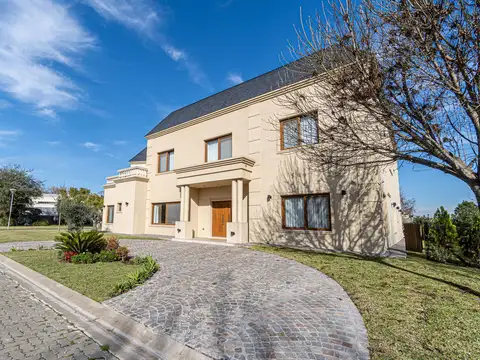 Casa en Venta de 6 dormitorios