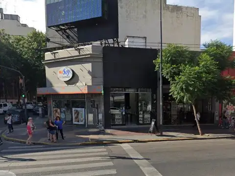 Excelente local en alquiler en Zona comercial de Flores