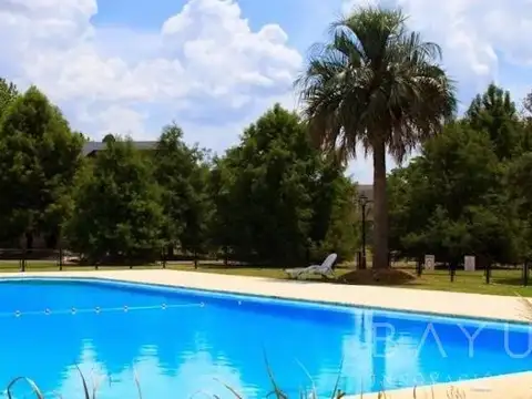 Venta - Casa en Barrio Privado Sausalito Con Pileta - Pilar - Apto Credito