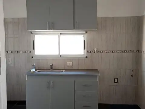 Depto Tipo Casa en Alquiler de 2 ambientes