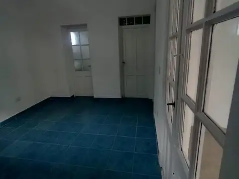 Depto Tipo Casa en Alquiler de 1 dormitorio