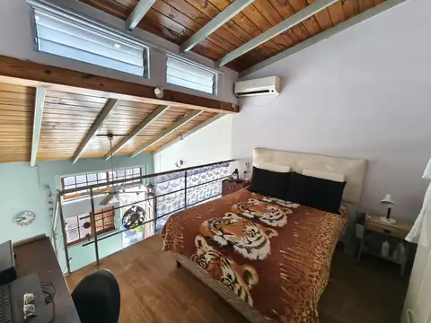 Depto Tipo Casa 2 ambientes con 1 baño