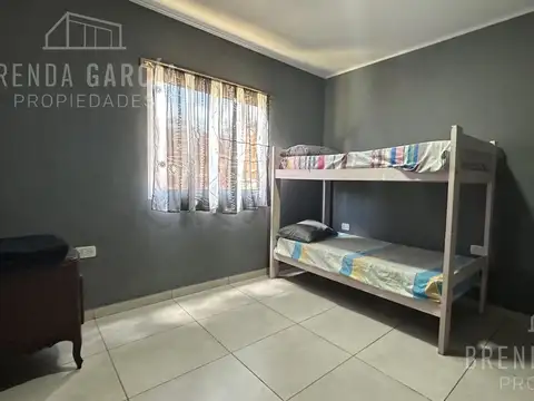 Casa En Venta Con 2 Departamentos