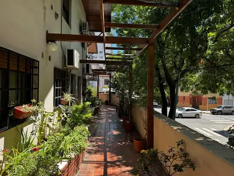 Venta Impecable Dúplex de 3 Ambientes con Cochera y Baulera