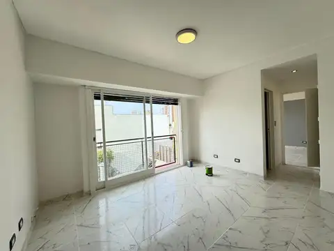 Hermoso 2 ambientes con balcón Aterrazado