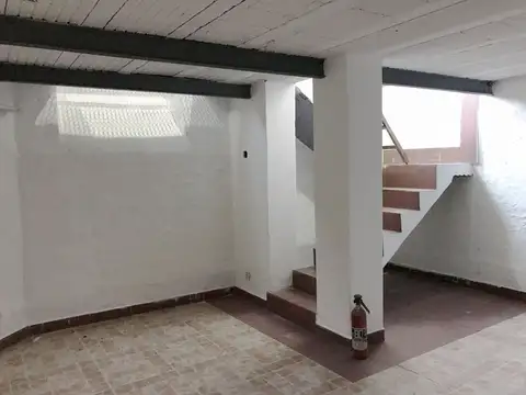 Local en Venta 106 años