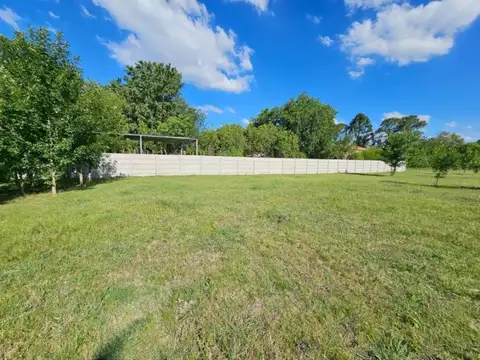 EN VENTA TERRENO 700M2 FUNES A METROS DE DON MATEO