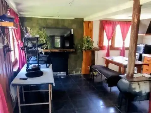 Casa 3 ambientes con 2 baños