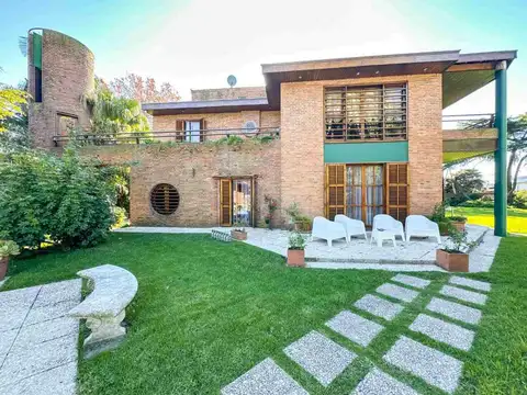 Casa en Venta de 5 dormitorios
