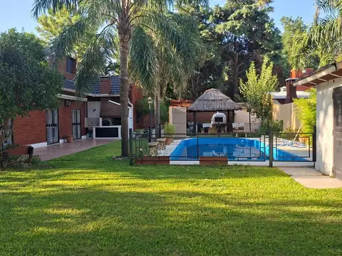 Casa 3 ambientes con 2 baños