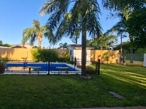 VENTA CASA PARQUE Y PISCINA VILLA AMELIA