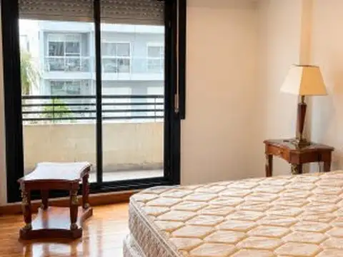 Departamento en Alquiler de 4 ambientes