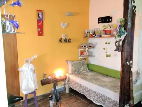 Casa 5 ambientes con 4 baños