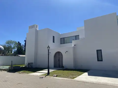 Casa en alquiler temporario Enero 2026 - La Horqueta - San Isidro