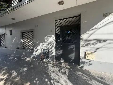 DEPARTAMENTO 2 AMBIENTES AL FRENTE CON BALCON