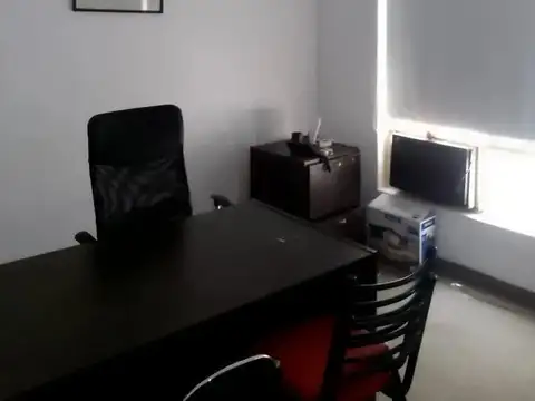 Paraná 500 San Nicolás Oficina U$17.000