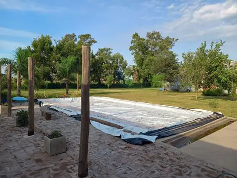 Casa 5 ambientes con 1 baño