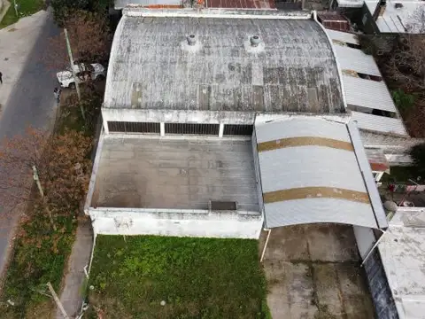 Galpon en Venta 10  mts Frente