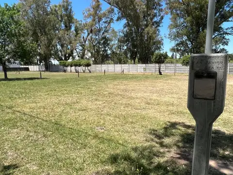 TERRENO EN VENTA EN LOS MOLINOS CON MEJORAS!