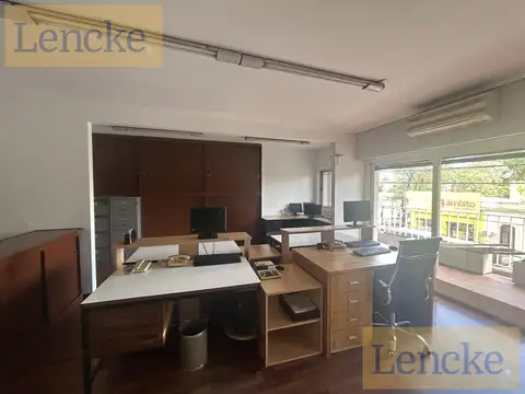 Oficina en Venta con 1 cochera