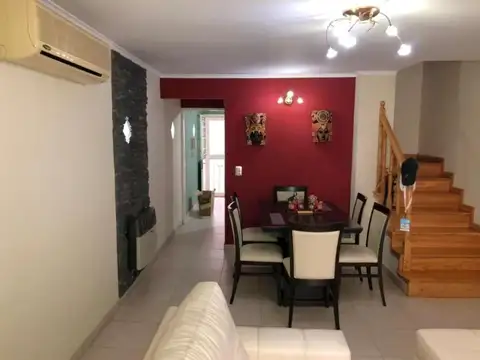 Depto Tipo Casa en Venta de 2 dormitorios