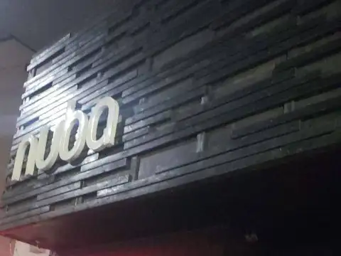 VENTA  LOCAL  COMERCIAL EN PH, FRENTE. 900 m2 (Aprox.) NICETO VEGA 5600. PALERMO, HOLLYWOOD. C.A.B.A