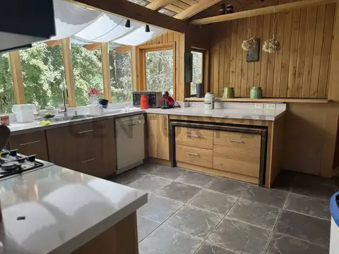 Casa 6 ambientes con 3 baños