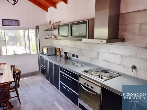Casa 4 ambientes con 3 baños