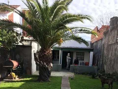 Casa en Venta en Temperley, USD 160.000