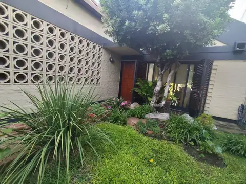 Casa en Venta en Castelar Norte, USD 250.000