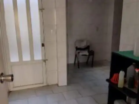 Edificio Comercial en venta - Clínica Médica - Ezpeleta